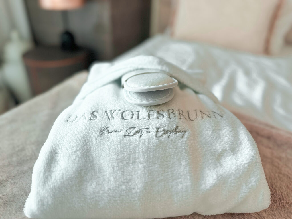 Romantischer Wellness Urlaub im Erzgebirge: Auszeit im Schlosshotel Das WOLFSBRUNN